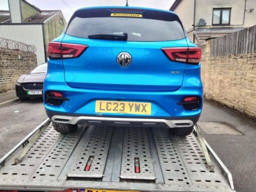 MG ZS EXCLUSIVE 2023 1.0LTR PETROL AUTO BREAKING WHEEL NUTS FOR SPARES BLUE - Image 4