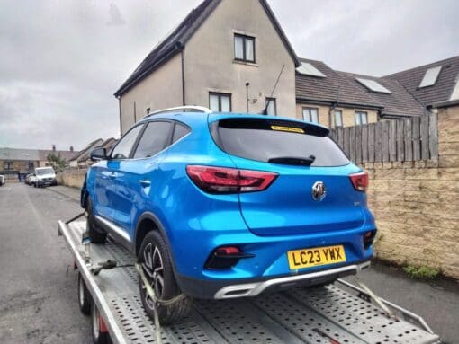 MG ZS EXCLUSIVE 2023 1.0LTR PETROL AUTO BREAKING WHEEL NUTS FOR SPARES BLUE - Image 5