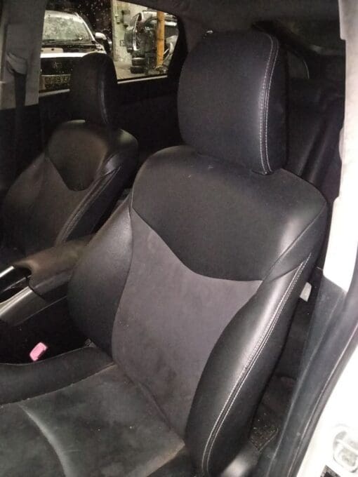TOYOTA PRIUS MK3 2009-2015 PASSENGER SIDE FRONT SEAT COMPLETE  IN GREY - Image 3