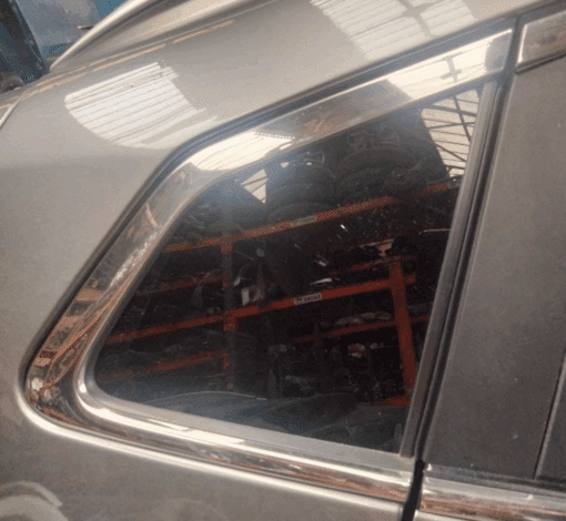 NISSAN QASHQAI J11 2014-2020 DRIVER SIDE REAR WINDOW QUARTER GLASS TINTED BLACK