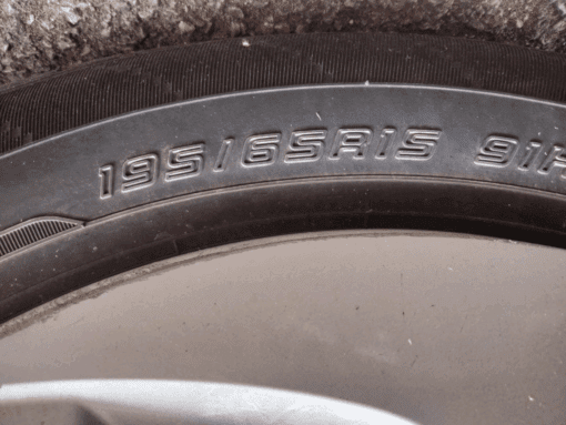 TOYOTA PRIUS MK4 2015-2022 15'' 5-SPOKE ALLOY WHEEL RIM WITH TYRE 195/65R15 - Image 3