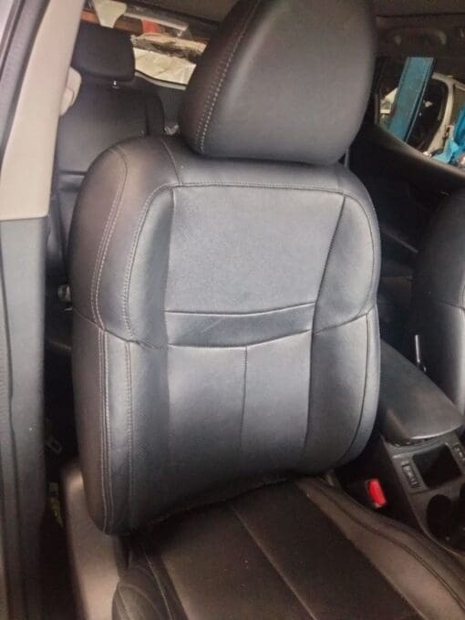 NISSAN QASHQAI J11 2014-2020 DRIVER SIDE FRONT LEATHER SEAT - Image 3