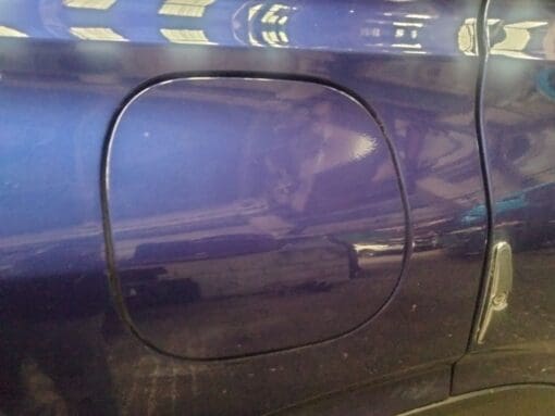 NISSAN QASHQAI J12 2022-2024 FUEL TANK FLAP IN BLUE
